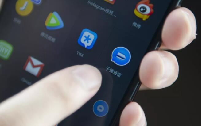 子彈短信太火！它真的能代替微信？